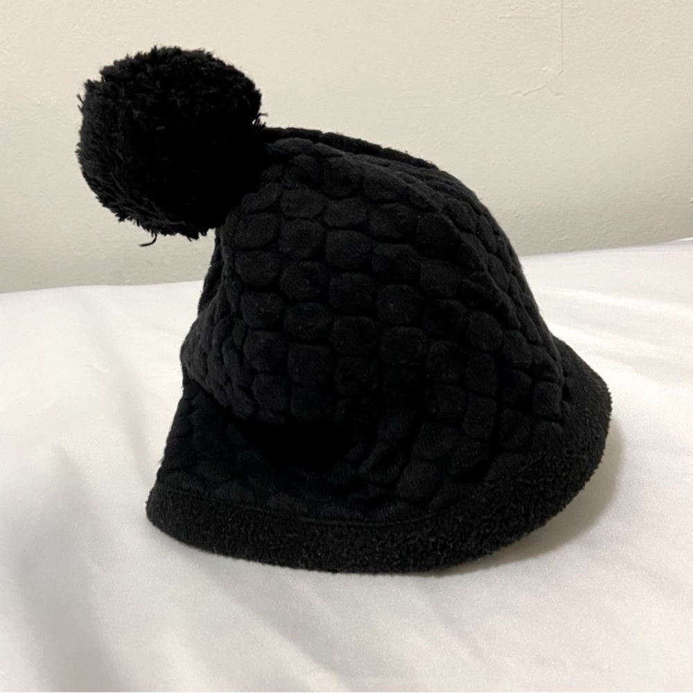 Fleece Lined Cotton Pom Beanie